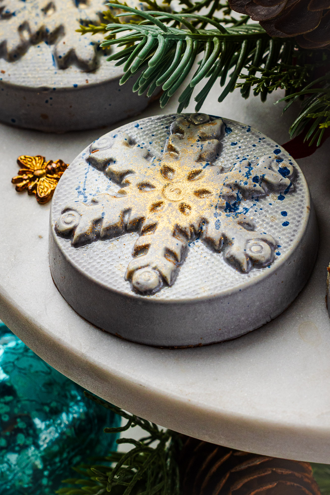 PRE-ORDER - Biscoff Chocolate Snowflake