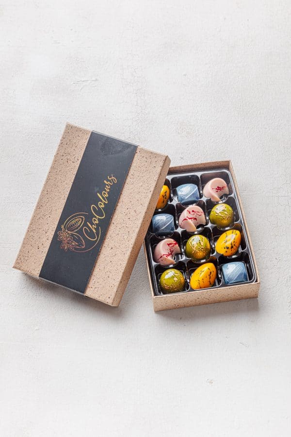 Box of 12 (v)