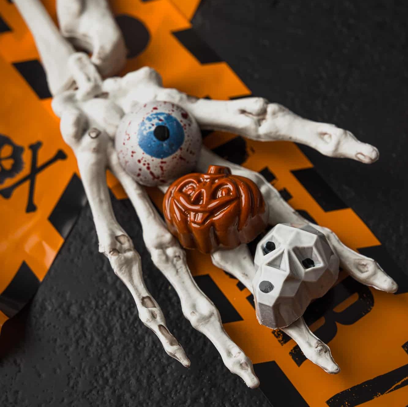 Spooky Chocolates - Halloween "Trick-or-Treat" - Image 5