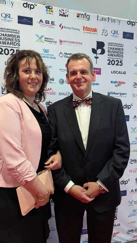 Feeling incredibly honoured to have been shortlisted as a Finalist for Micro Business of the Year at the Herefordshire & Worcestershire Chamber of Commerce Business Awards. 

It was a fantastic evening surrounded by so many inspiring people — a true celebration of local business. The dessert and wine were, as always, a highlight.

Huge thanks to everyone who made the event so special. Until next year… 

Mariusz x

#HWChamberAwards #SmallBusinessBigDreams #ChocoloursUK