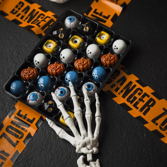 Eye see you checking out our new Halloween Chocolate Collection... 👀 💀 

Go ahead… they’re frightfully good.

Pre-order and shop now in time for Halloween! 🎃 

Head to the bi-ooooooo 🪦

#Chocolours #HalloweenChocolates #ThrillerVibes #TrickOrTreatYourself #EatIfYouDare