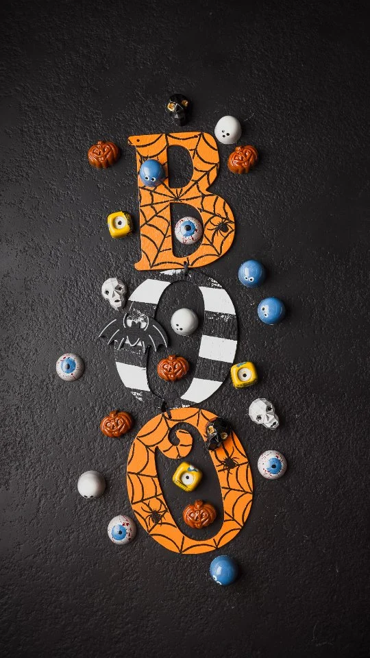 Hey Boo...

Have you checked out our Halloween Collection? 🎃👻🪦

Support independent makers this Halloween and treat someone to our selection box of pure treats.

#chocolatelovers #halloween #trickortreatyourself